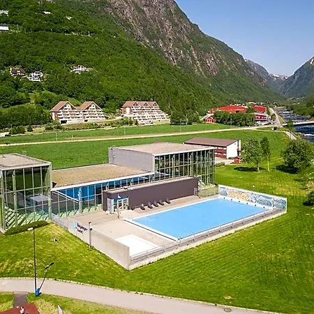 Oren Hotel
