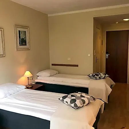 Oren Hotel 2*