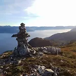 Отель Oren