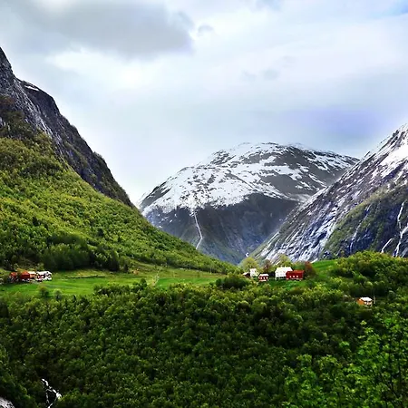 Oren 2* Høyanger